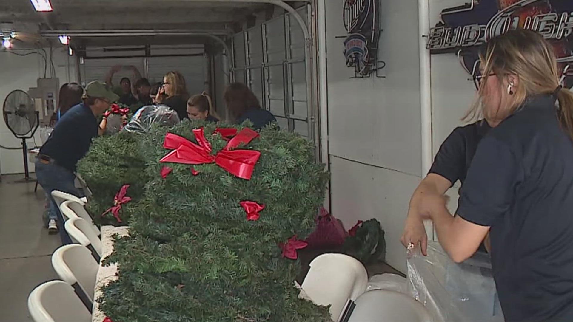 The annual event places thousands of the wreaths on the graves of our nation's heroes for the Christmas season. 