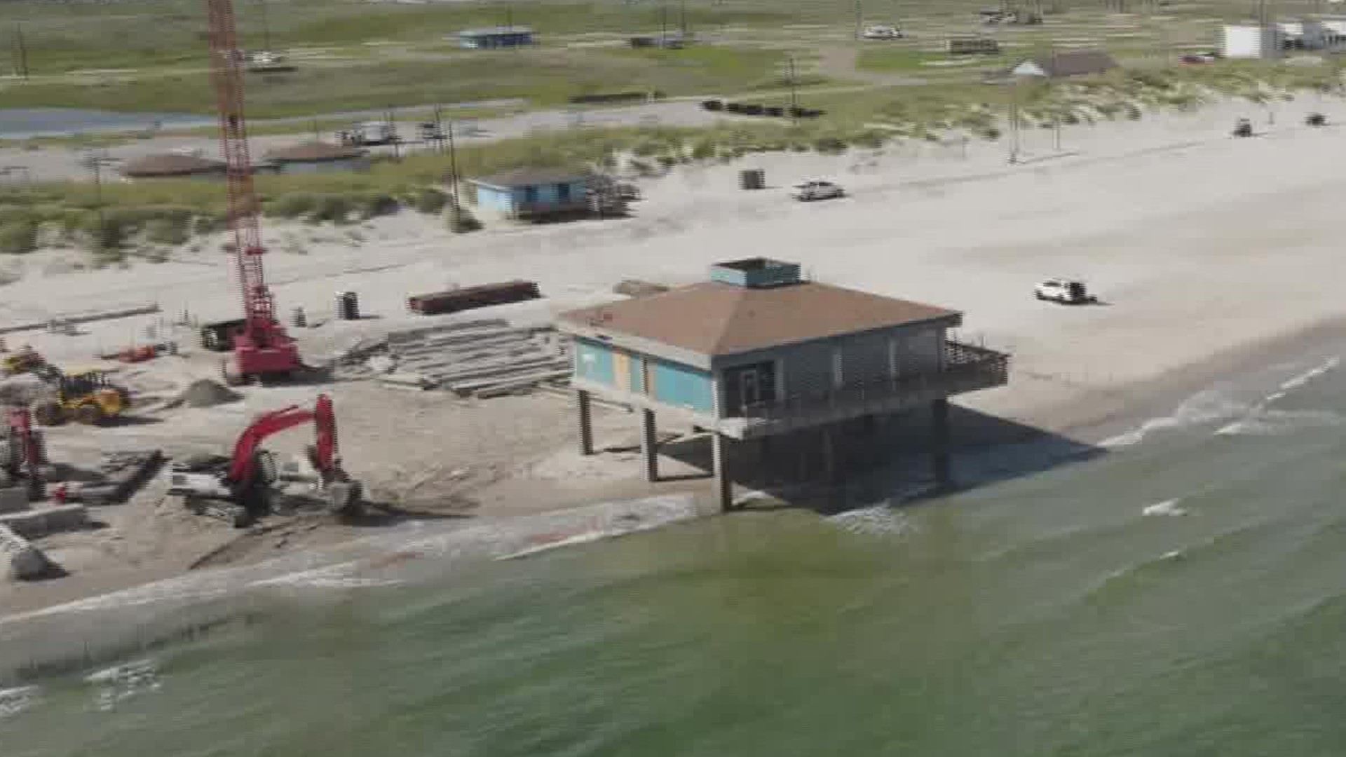 Bob Hall Pier is currently under construction and with any construction site, ESD #2 recommends that folks stay clear of the pier.