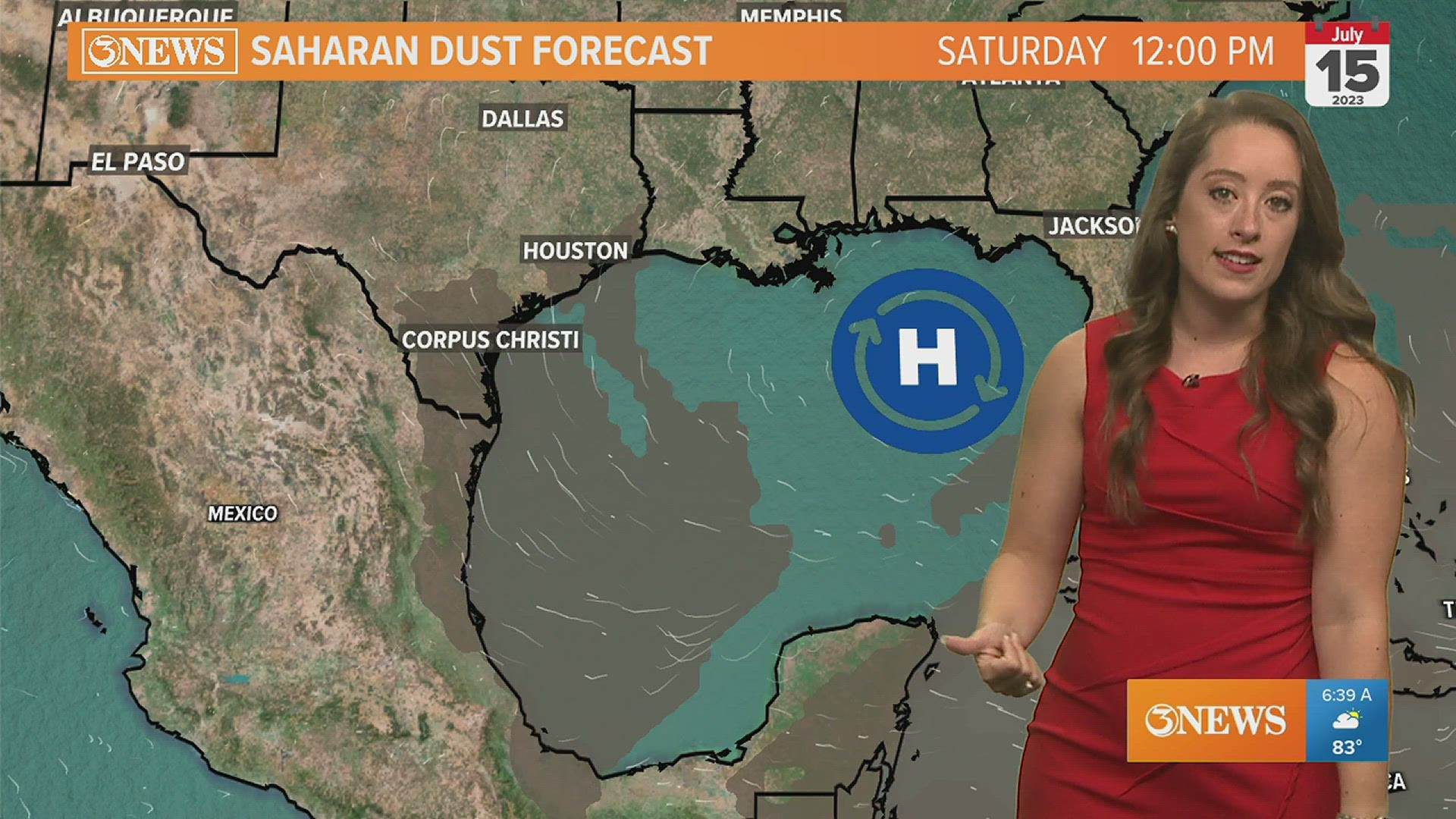 Saharan dust keeps the main development region quite in the Atlantic.