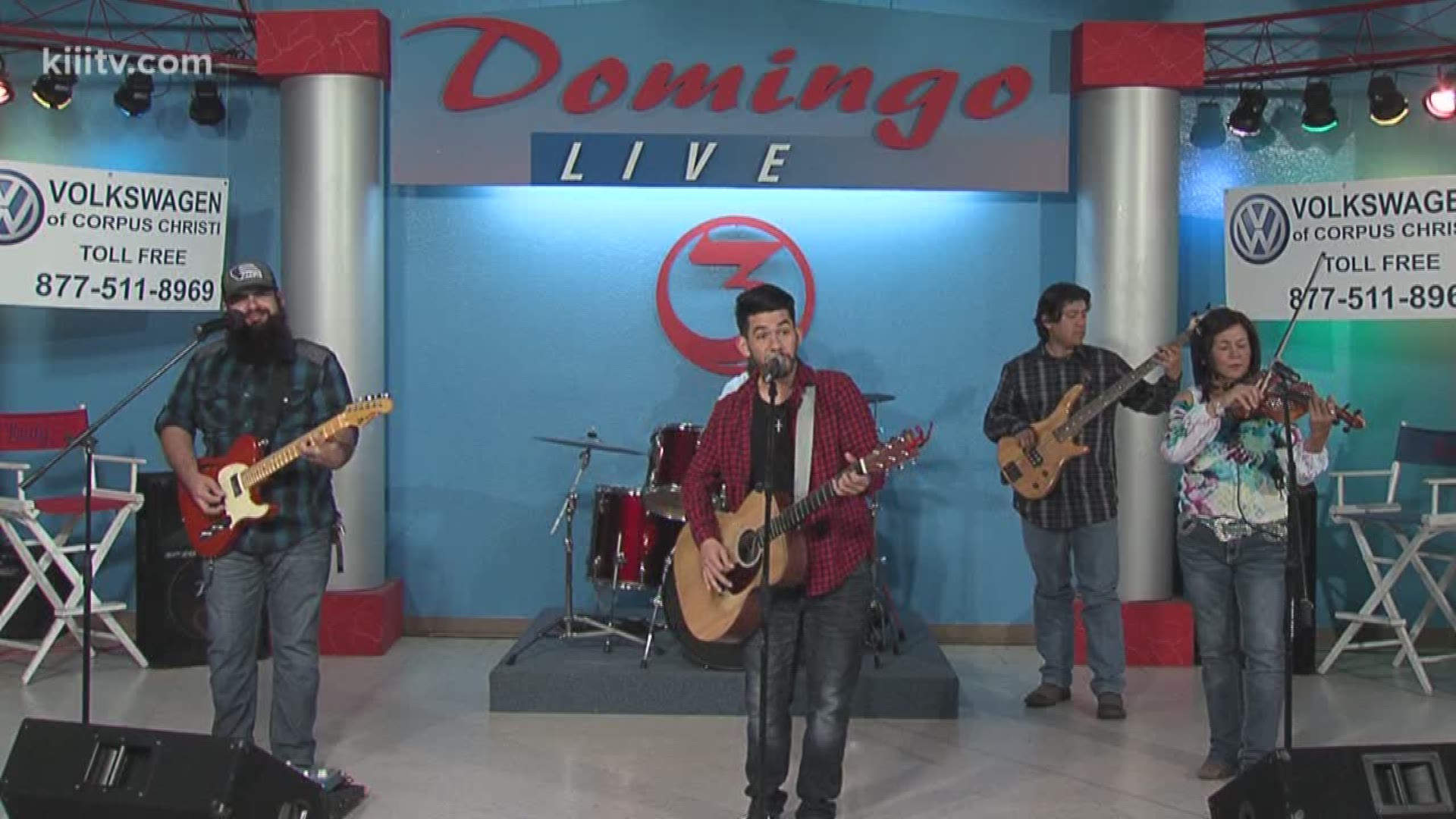 Southern Ashes Performing "Regrets" on Domingo Live!