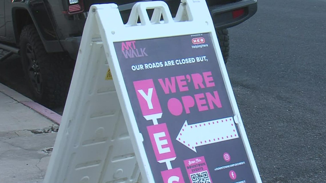 Corpus Christi Artwalk kicks of Fourth of July weekend downtown