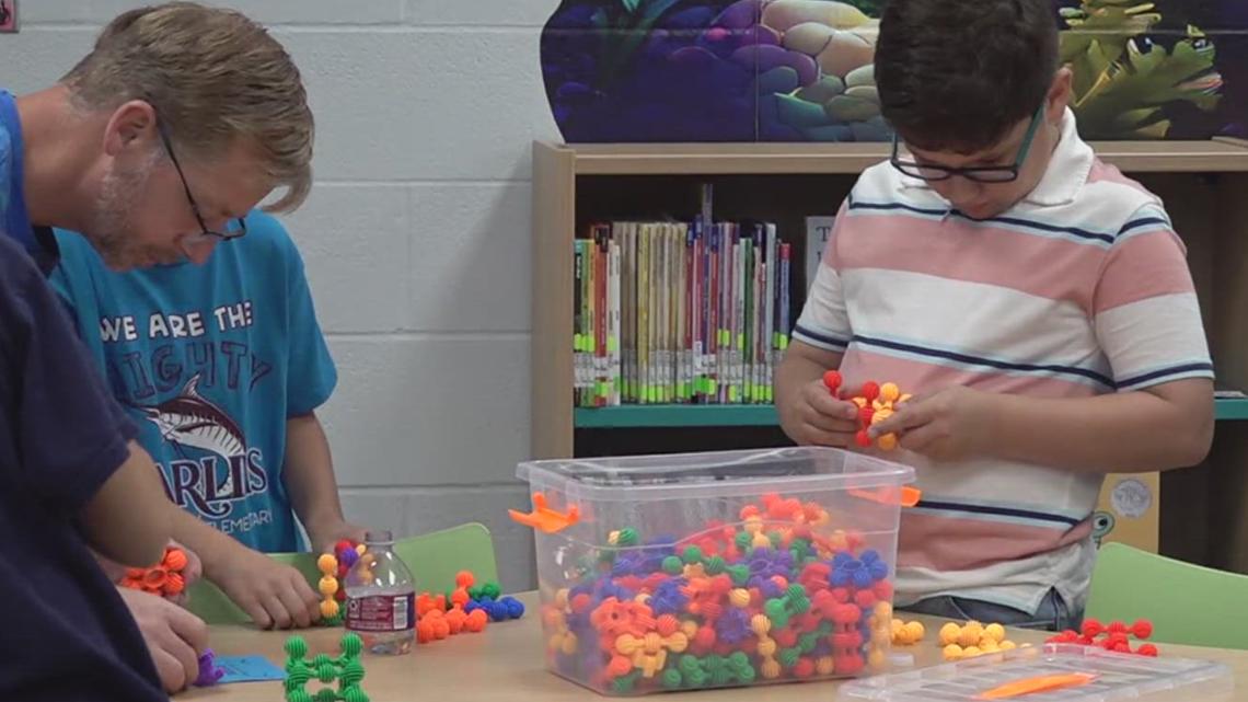 Renovated library reopens to Luther Jones Elementary students Thursday | kiiitv.com