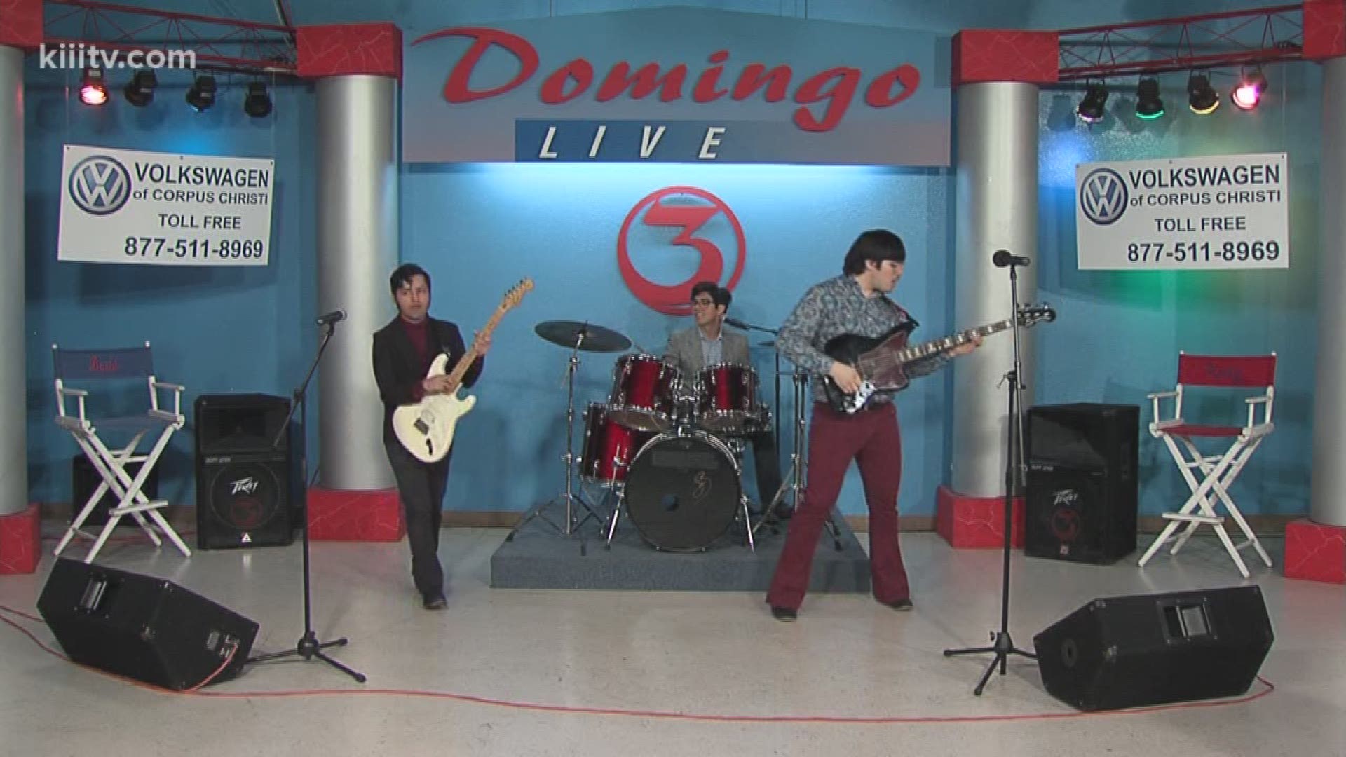The Blind Owls Performing "Alright" on Domingo Live