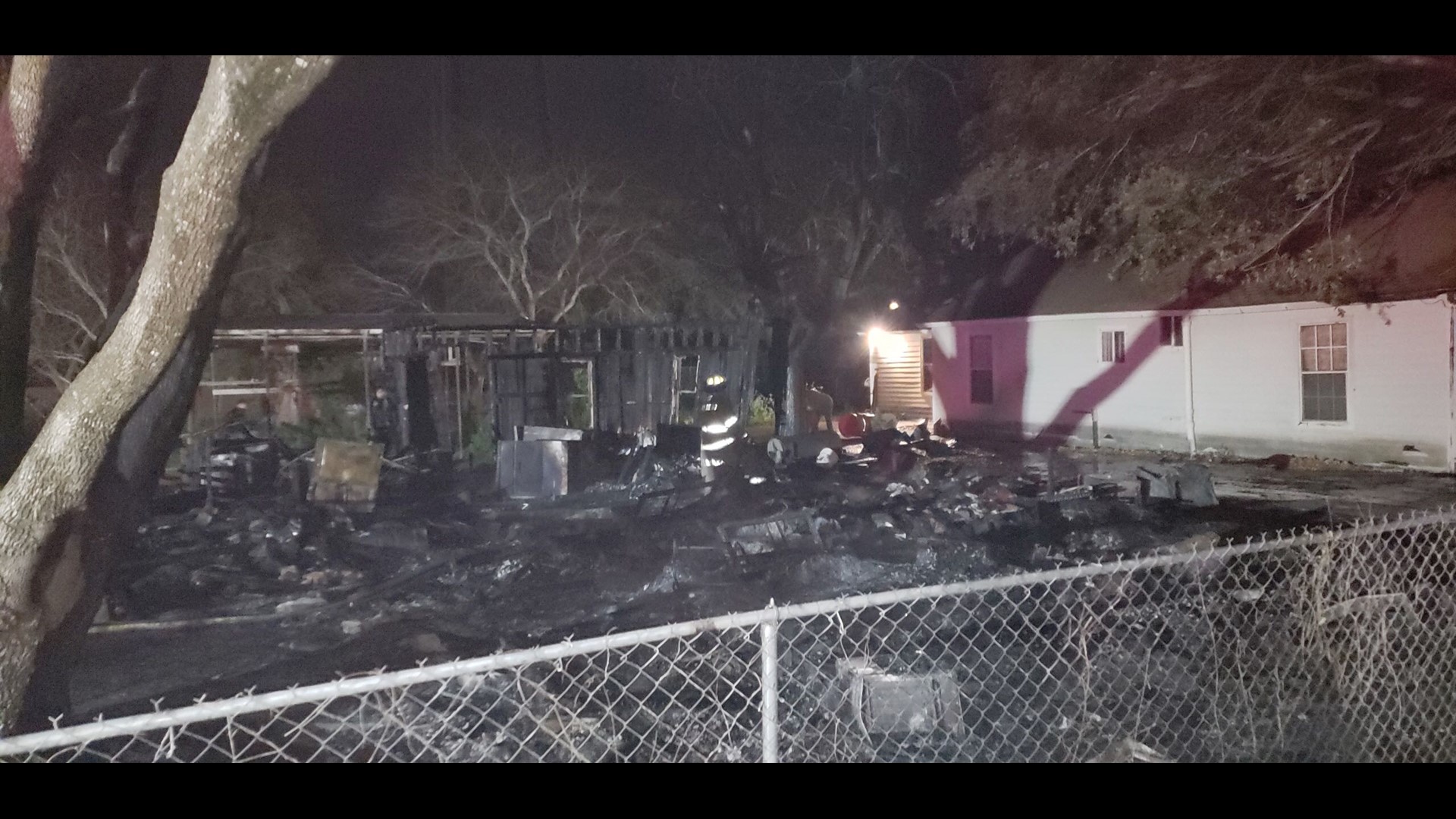 Crews in San Diego battle overnight house fire | kiiitv.com