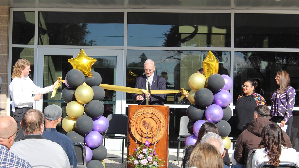New year, new high school for SkidmoreTynan ISD