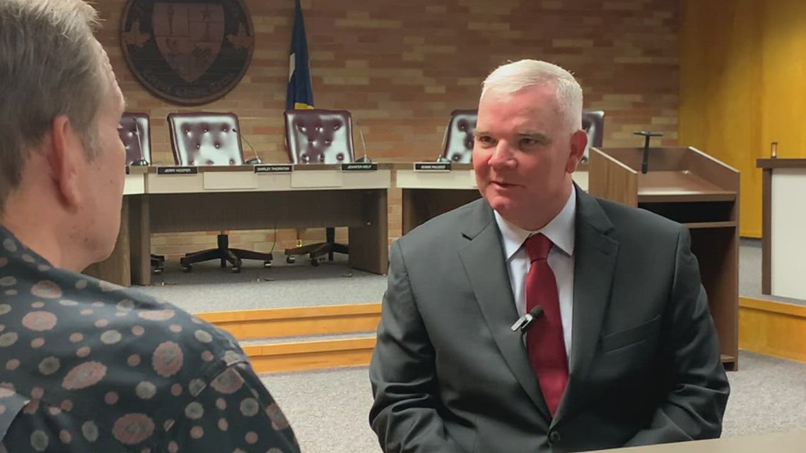 Chris Steinbruck takes helm as interim FB-ISD superintendent - Vimarsana News