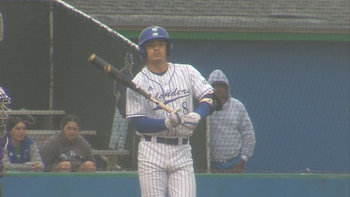 Islanders baseball drops tight one to Northwestern in rainshortened