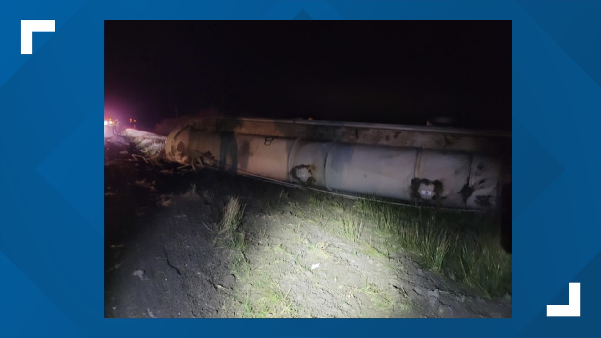 Tractortrailer flips in Refugio county killing one person
