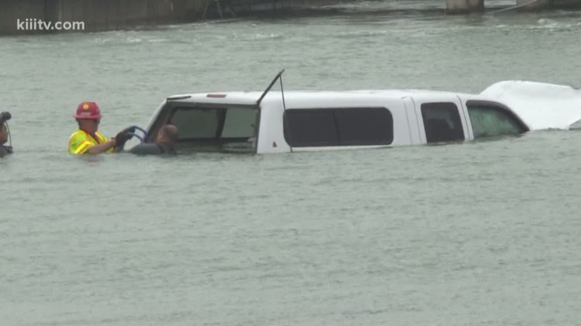 Dive team recovers body of man who drove into Corpus Christi ship ...