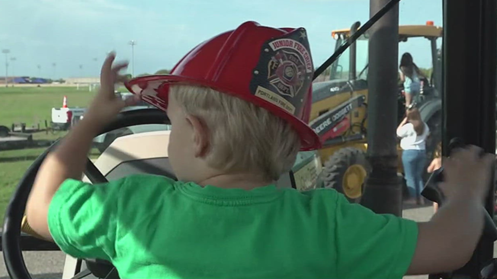 The kids were able to have one-on-one conversations with important city services drivers and equipment operators!