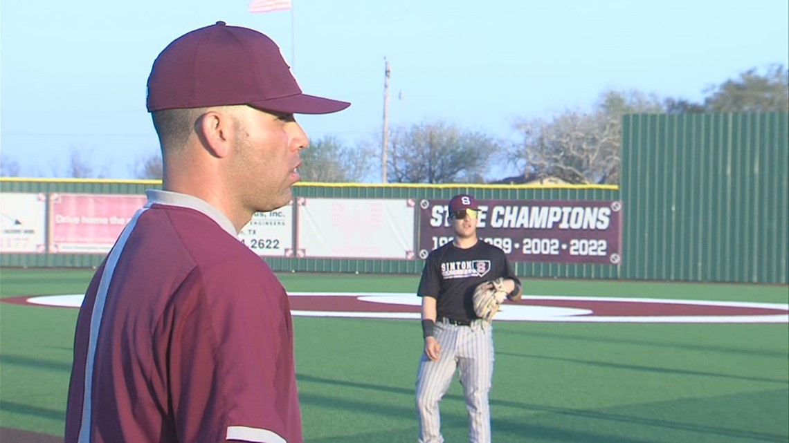 Highlights from opening day of Sinton Baseball Invitational