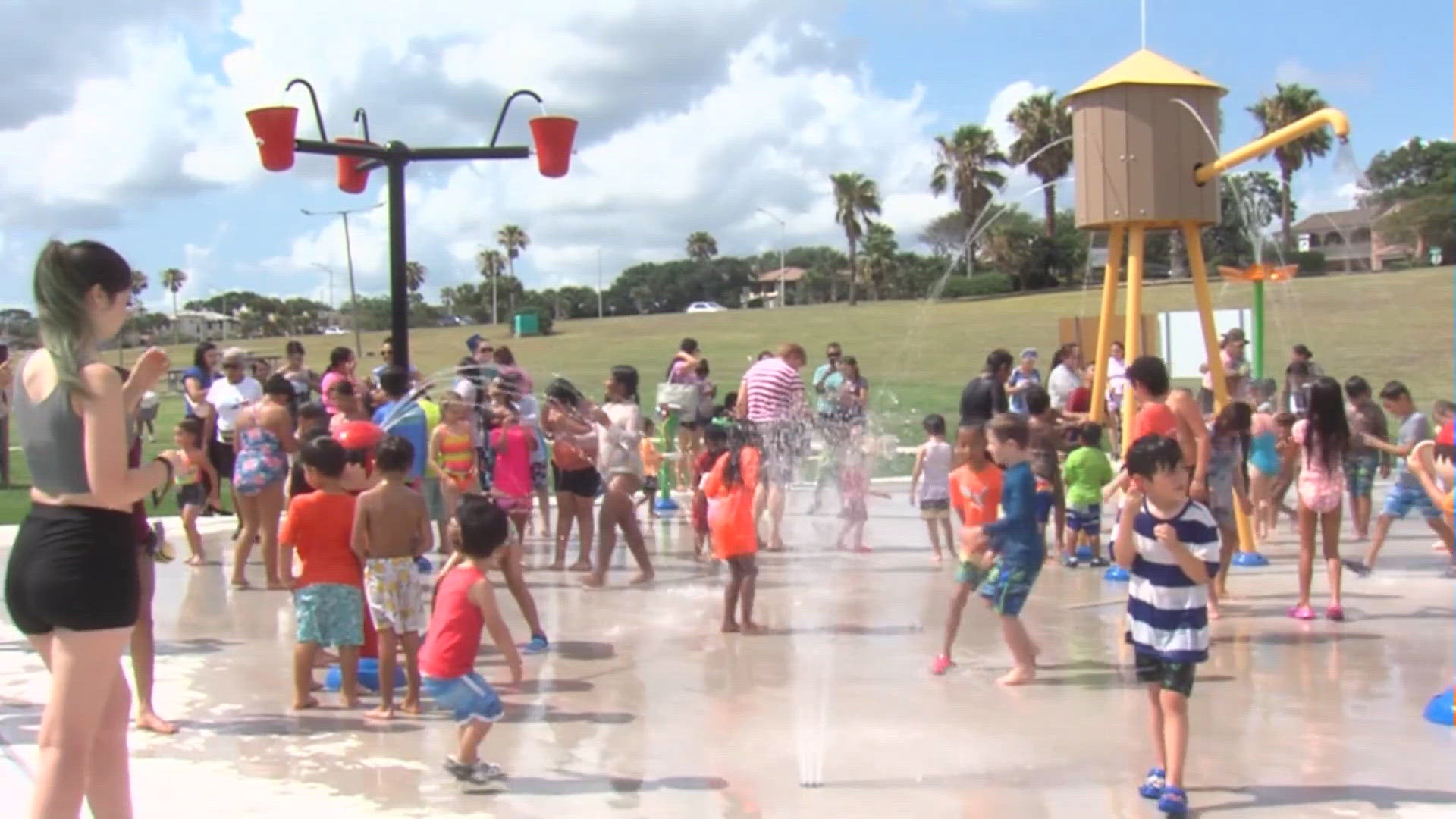 Suuner Splash Summer fun isn't over: Corpus Christi extends splash pad season into ...