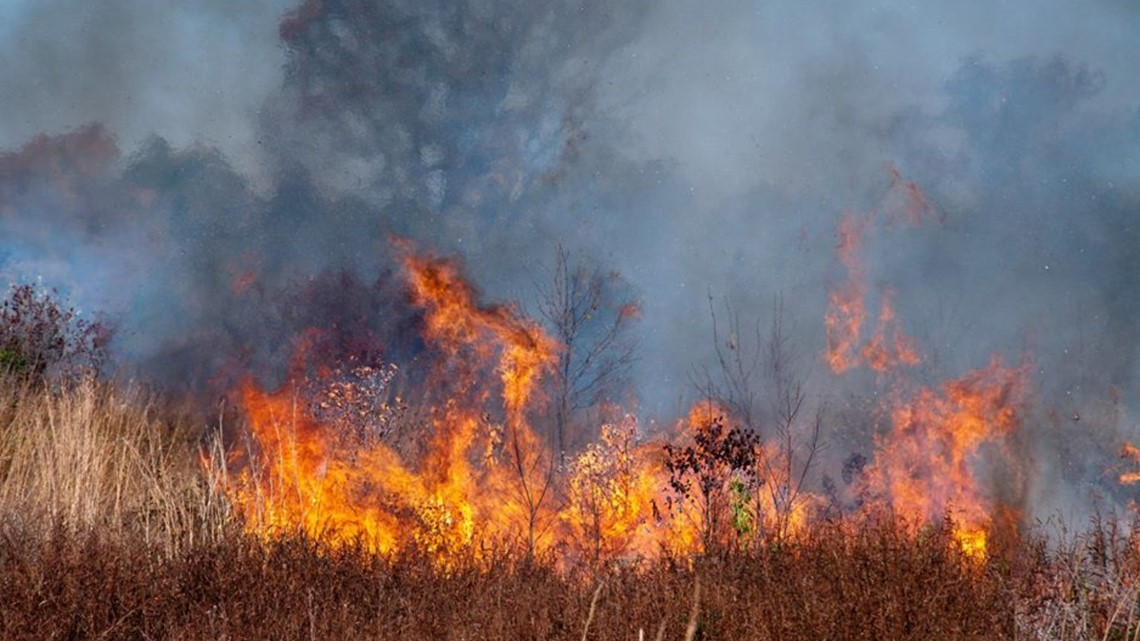 Flare up calls fire crews back to the 100 acre brush fire in Aransas ...