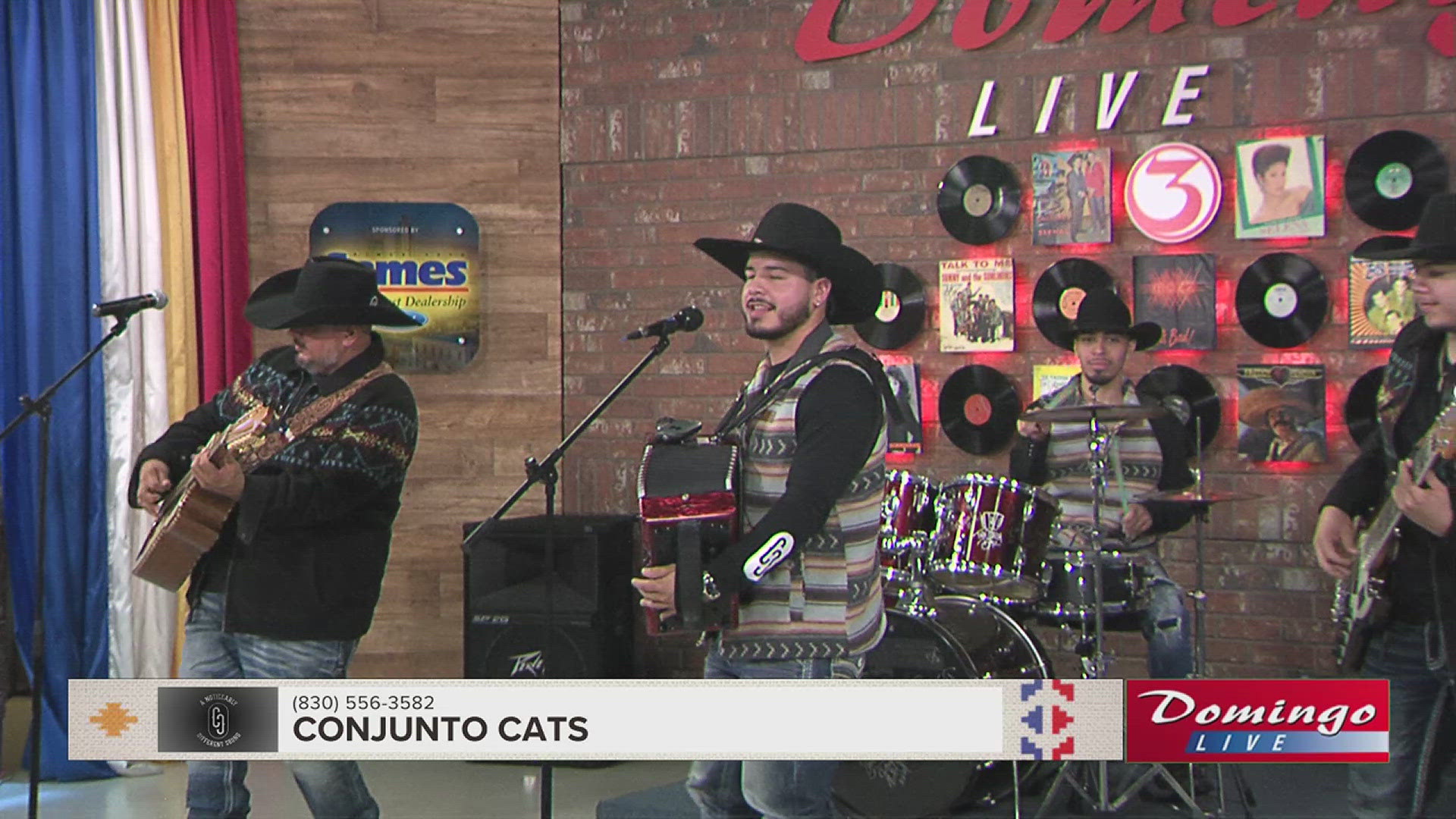 Conjunto Cats joined us on Domingo Live to perform their song "Yo Vendo Unos Ojos."