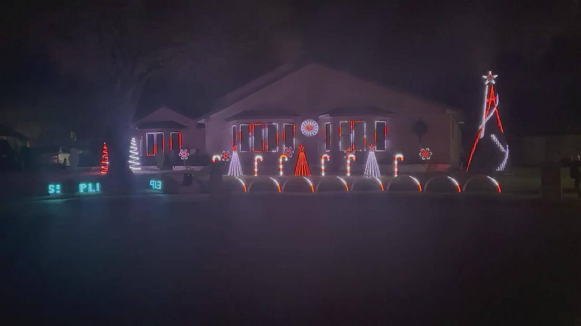 This holiday light show is set to music for the whole family to enjoy!