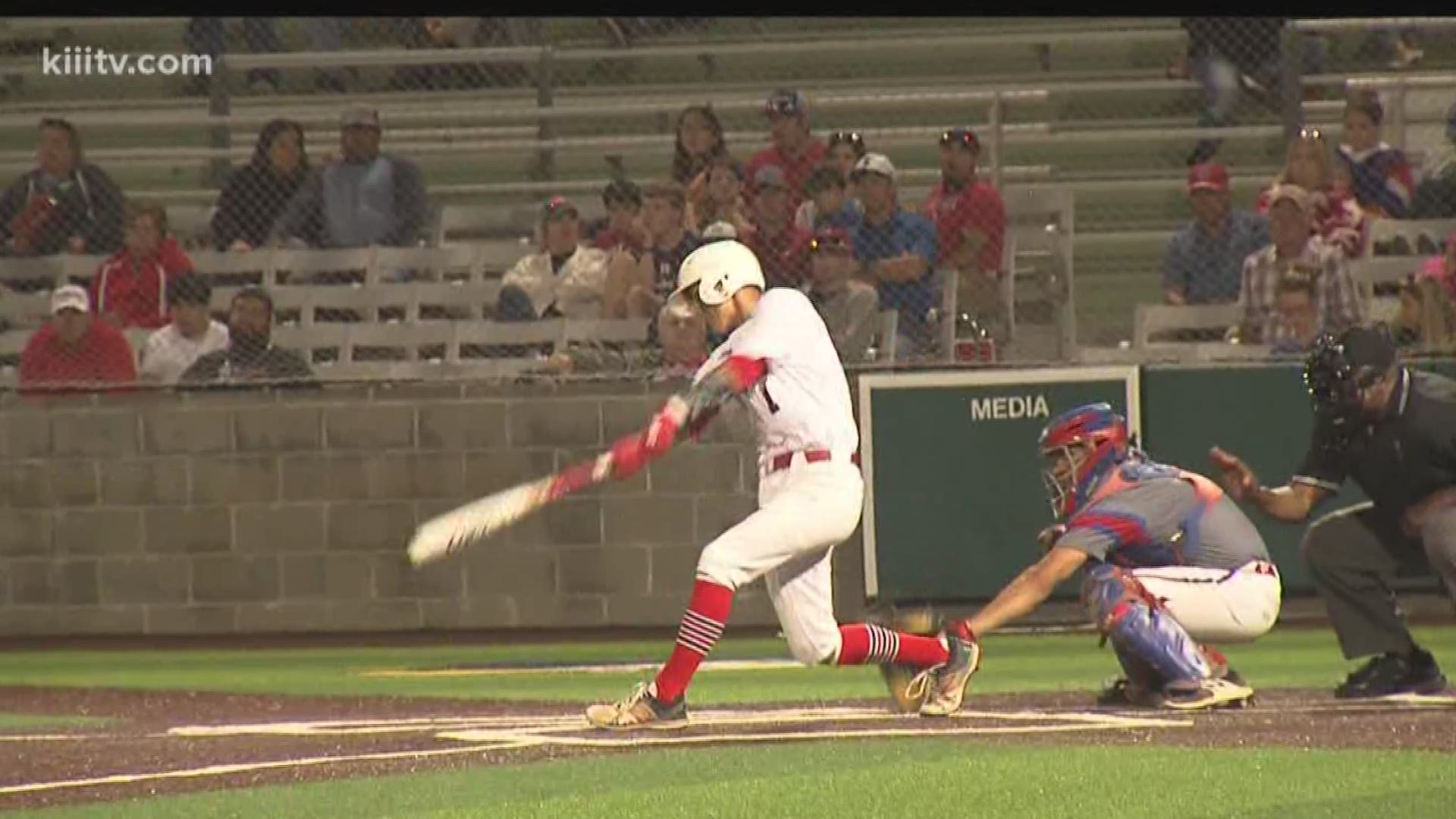 Veterans Memorial baseball makes history with first playoff appearance