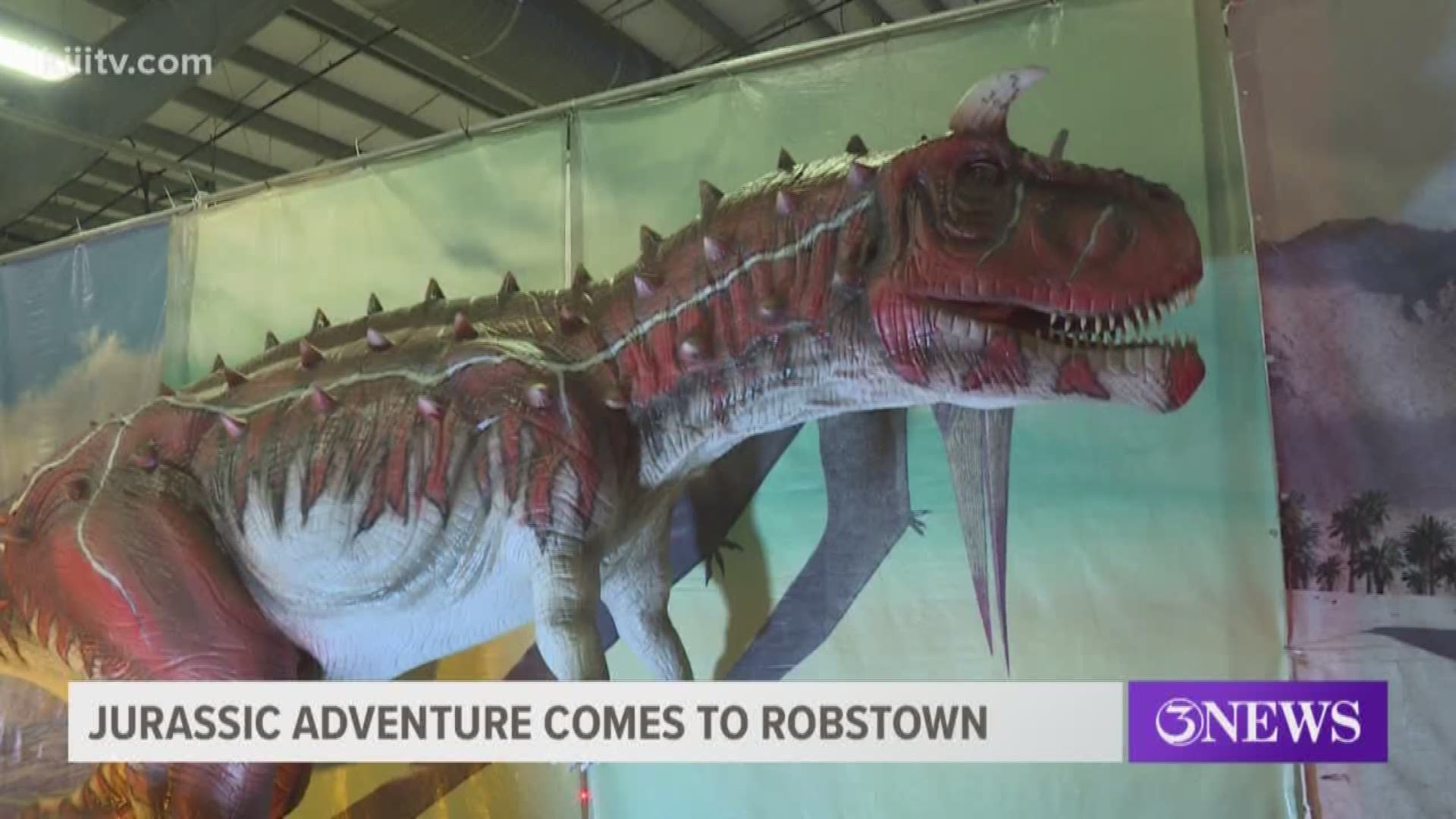 Dinosaurs come to life at exhibit in Robstown