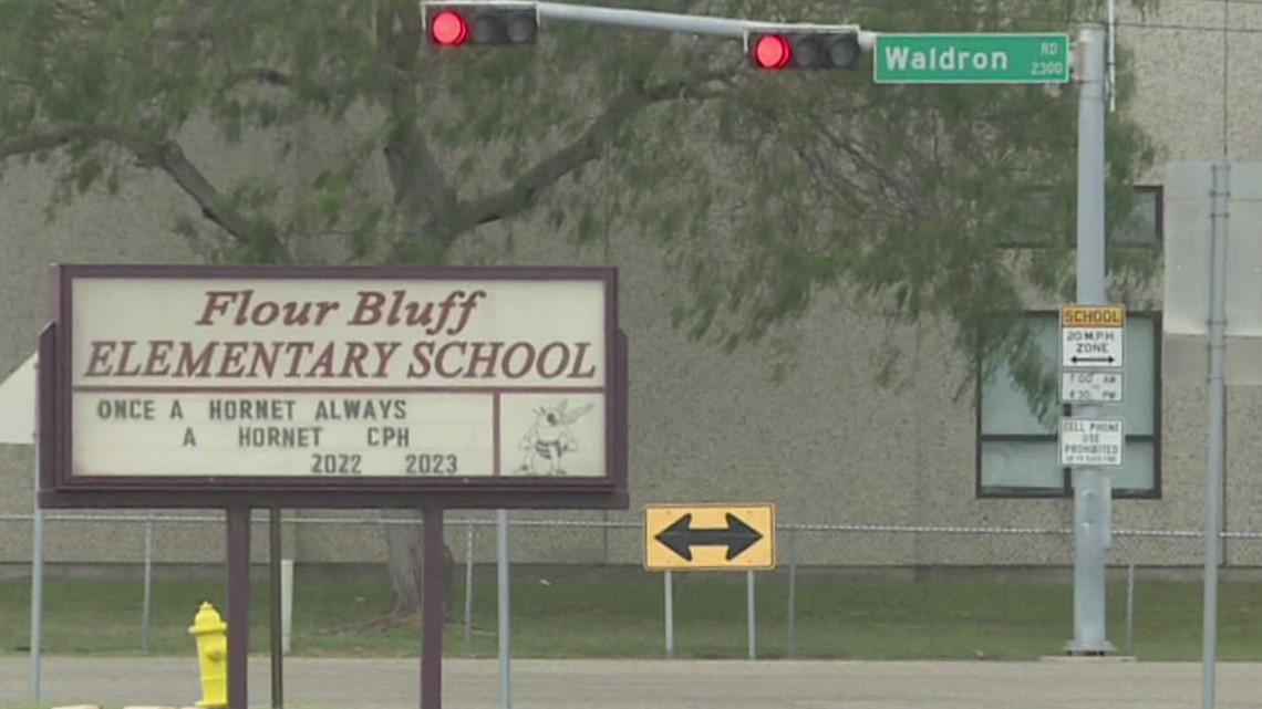 Flour Bluff early release causes parents to scramble