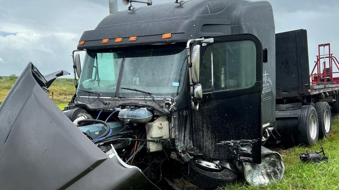 Major Crash In Aransas Pass Leaves One Woman Dead | Kiiitv.com