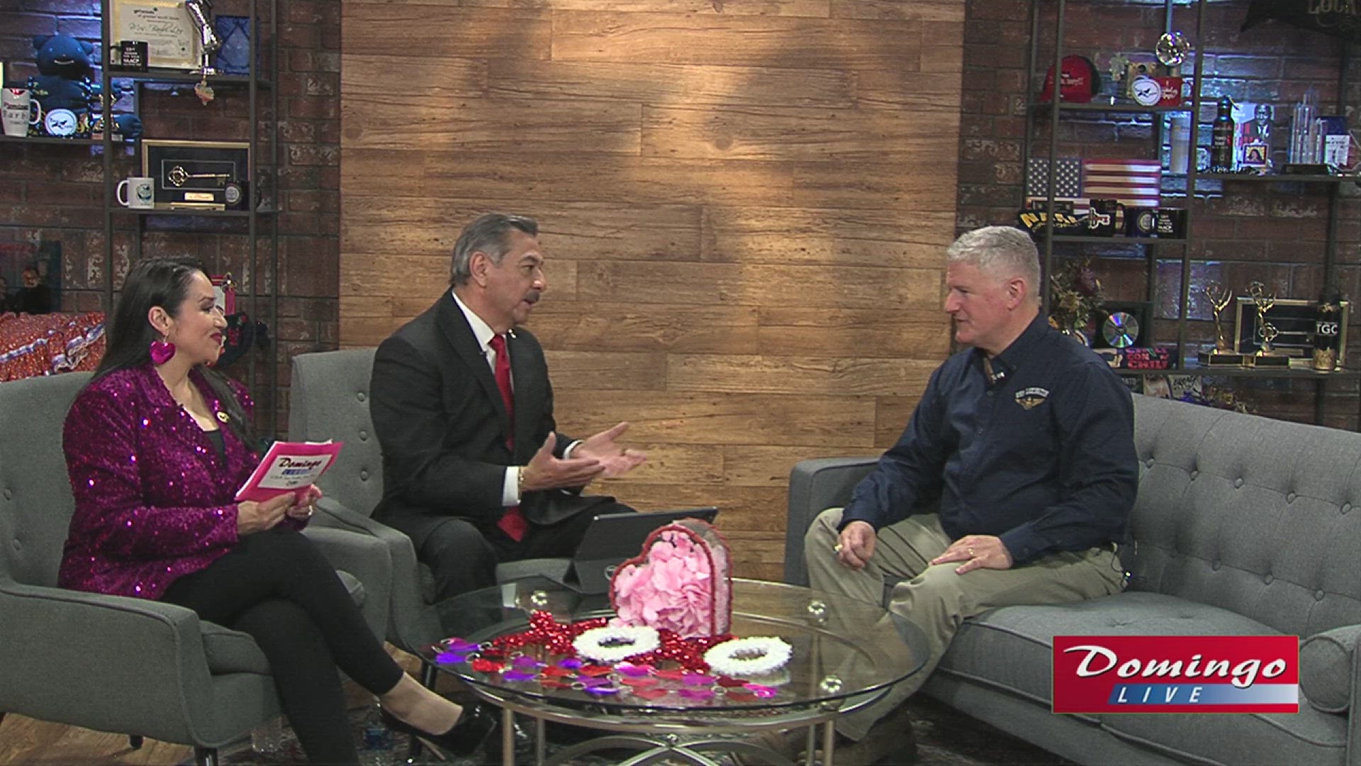 The USS Lexington Museum's Steve Banta joined us on Domingo Live to invite the public to celebrate the Lex's anniversary at the 31st Annual Stage Door Canteen.