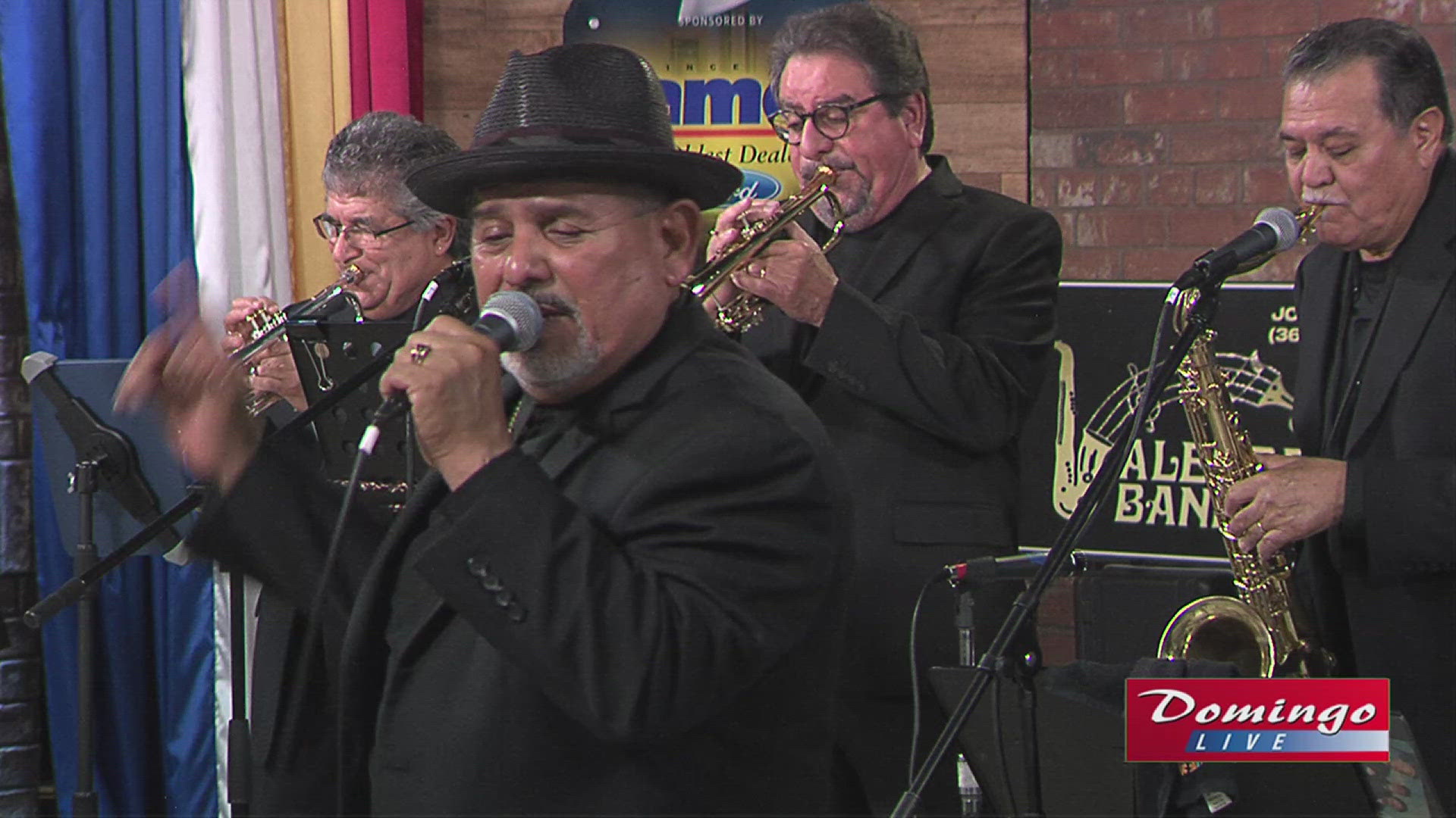 Alegre Band joined us on Domingo Live to perform their version of “Usted” by Latin Breed. 