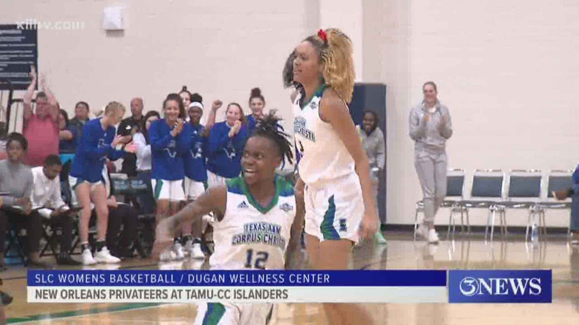 The Islanders scored just six points in the first quarter, but overcame the slow start to beat New Orleans 43-40.