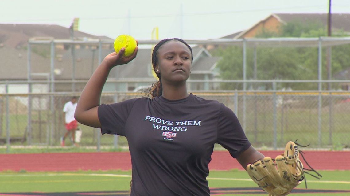 West Oso Softball: continuing to 