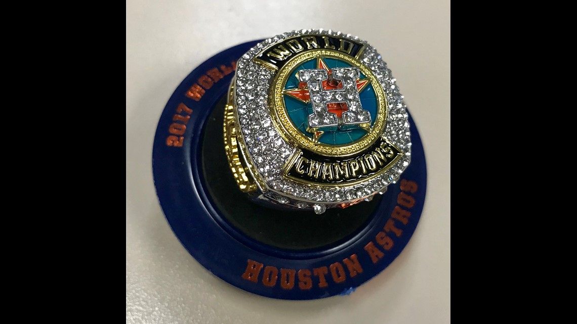 Astros fans wait in line for World Series replica ring