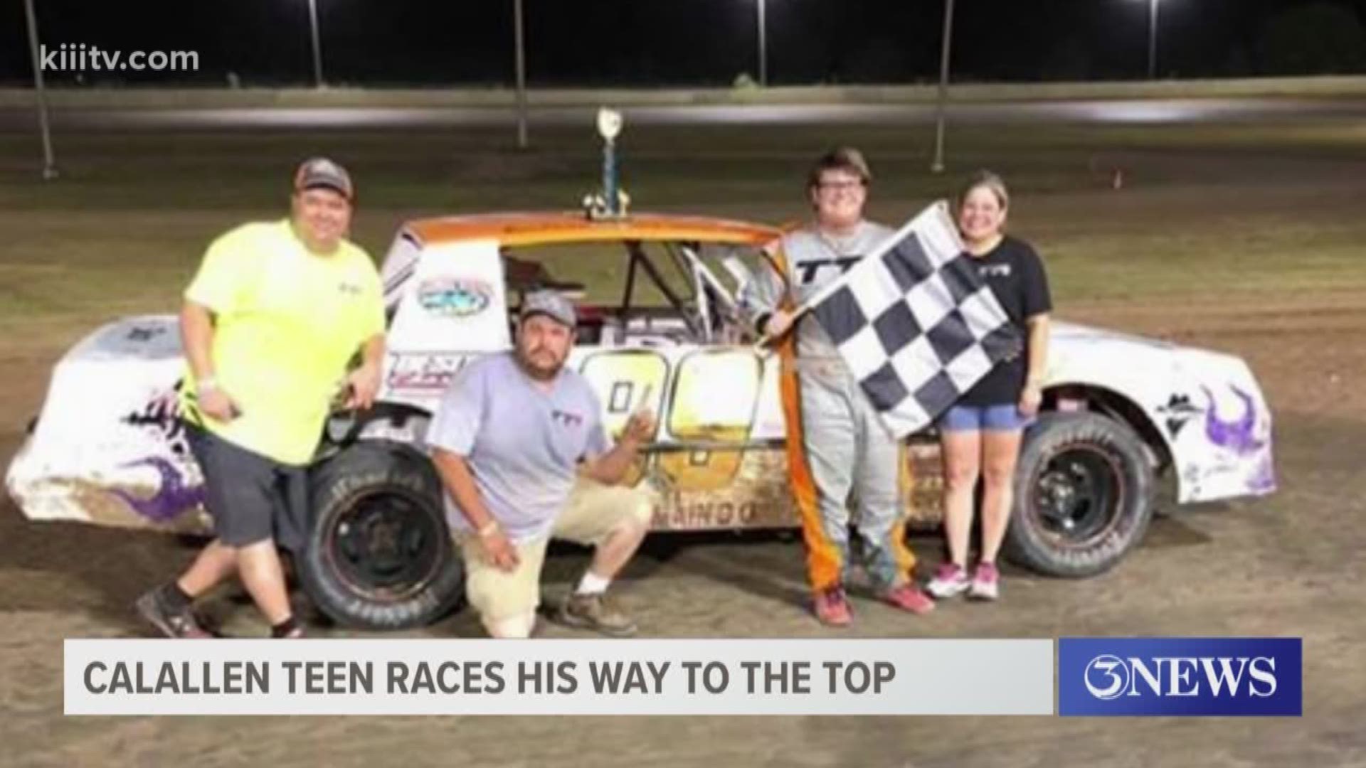 A Coastal bend is racing his way to the top of the South Texas dirt racing charts.