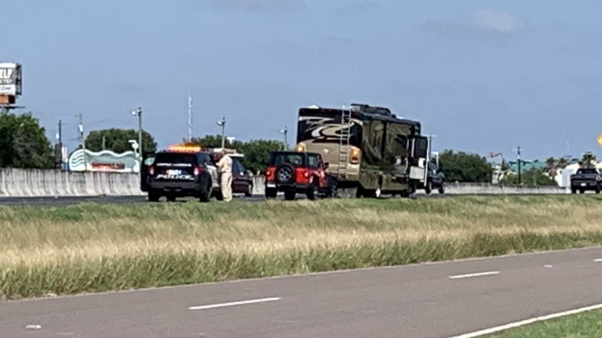 Refrigerator in middle of IH37 causes crash