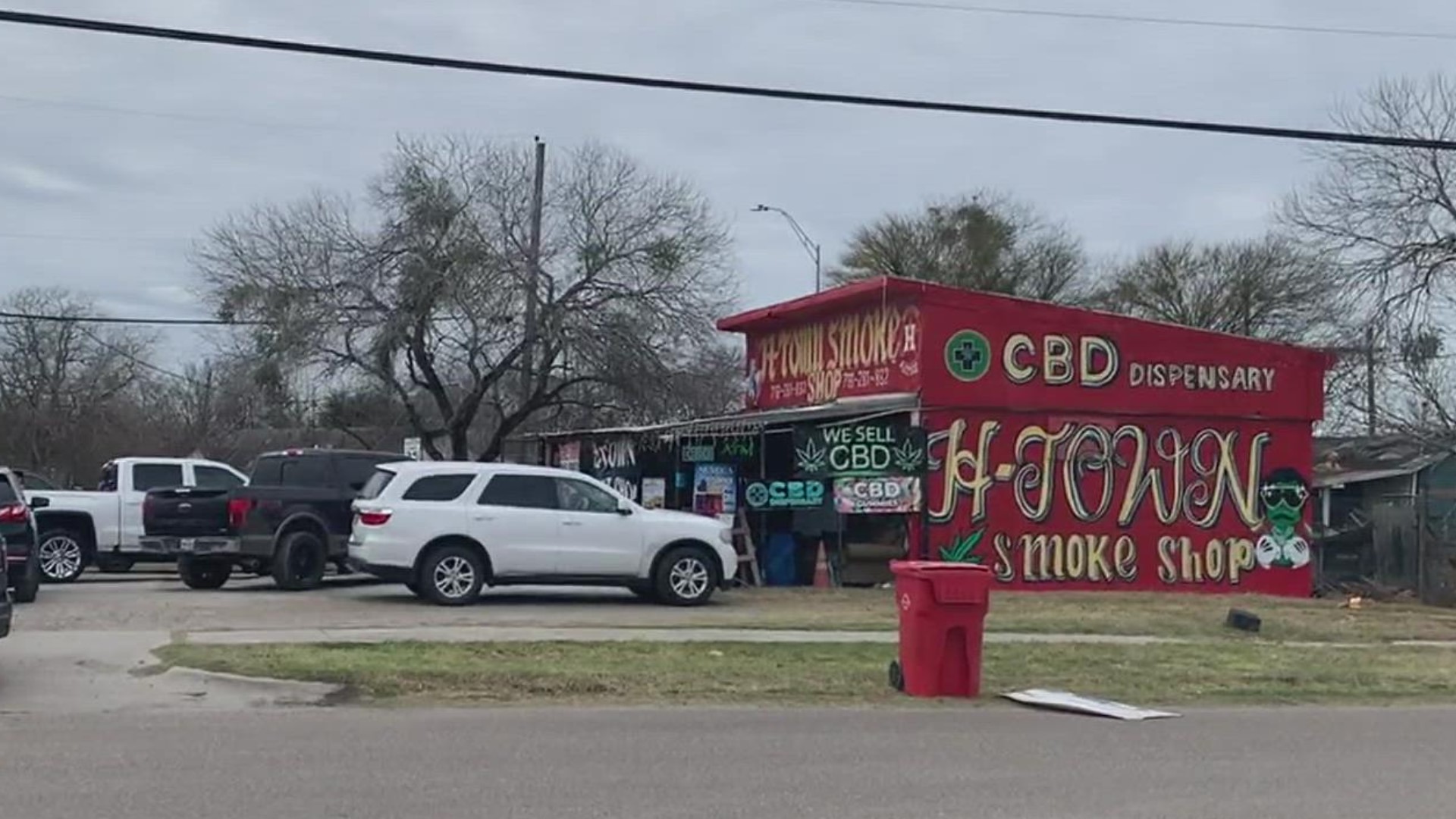 Robstown police and the Nueces County Criminal Interdiction Unit discovered guns, marijuana and other illegal substances at an H-Town Smoke Shop.
