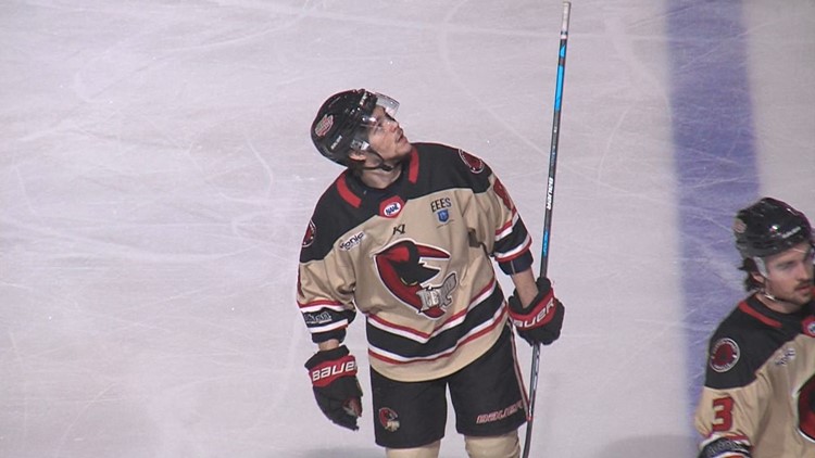IceRays ride early goals to key win over Amarillo