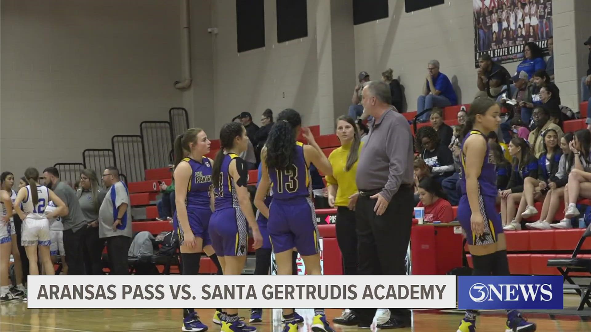 Aransas Pass topped Santa Gertrudis Academy 77-27 in 3A action while #5 Skidmore-Tynan beat Riviera Kaufer 66-33 in Class 2A Bi-District.