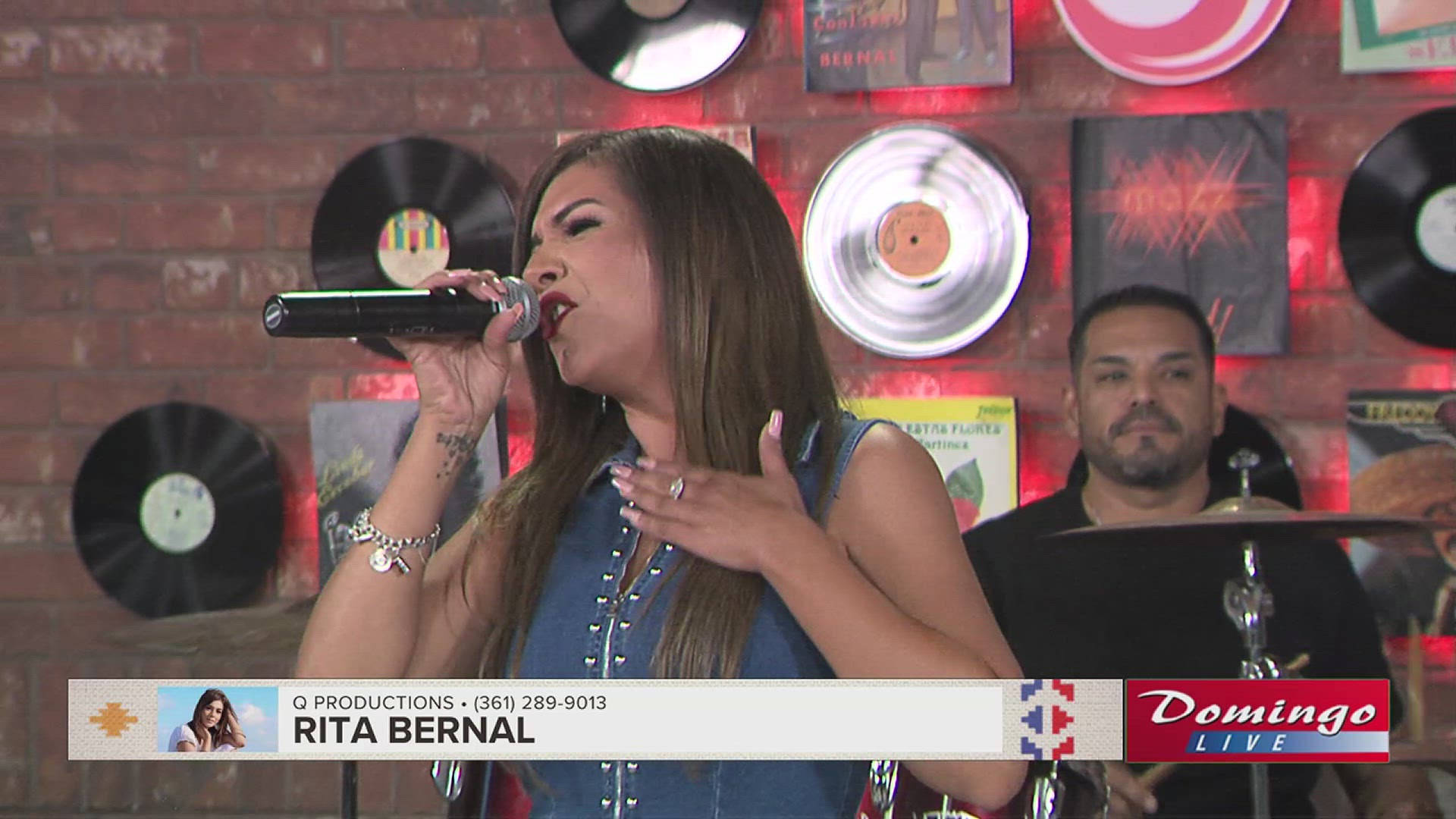 Rita Bernal joined us on Domingo Live to perform her song "Mentiroso."