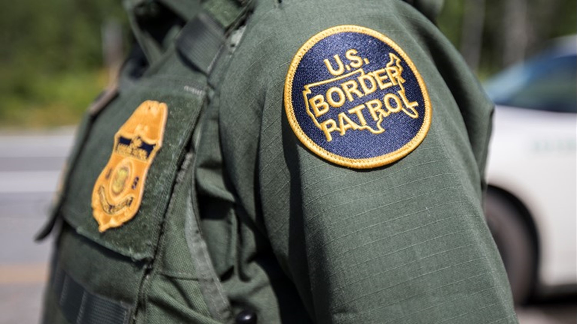 Border Patrol Agents say human smuggling attempts continue at Laredo