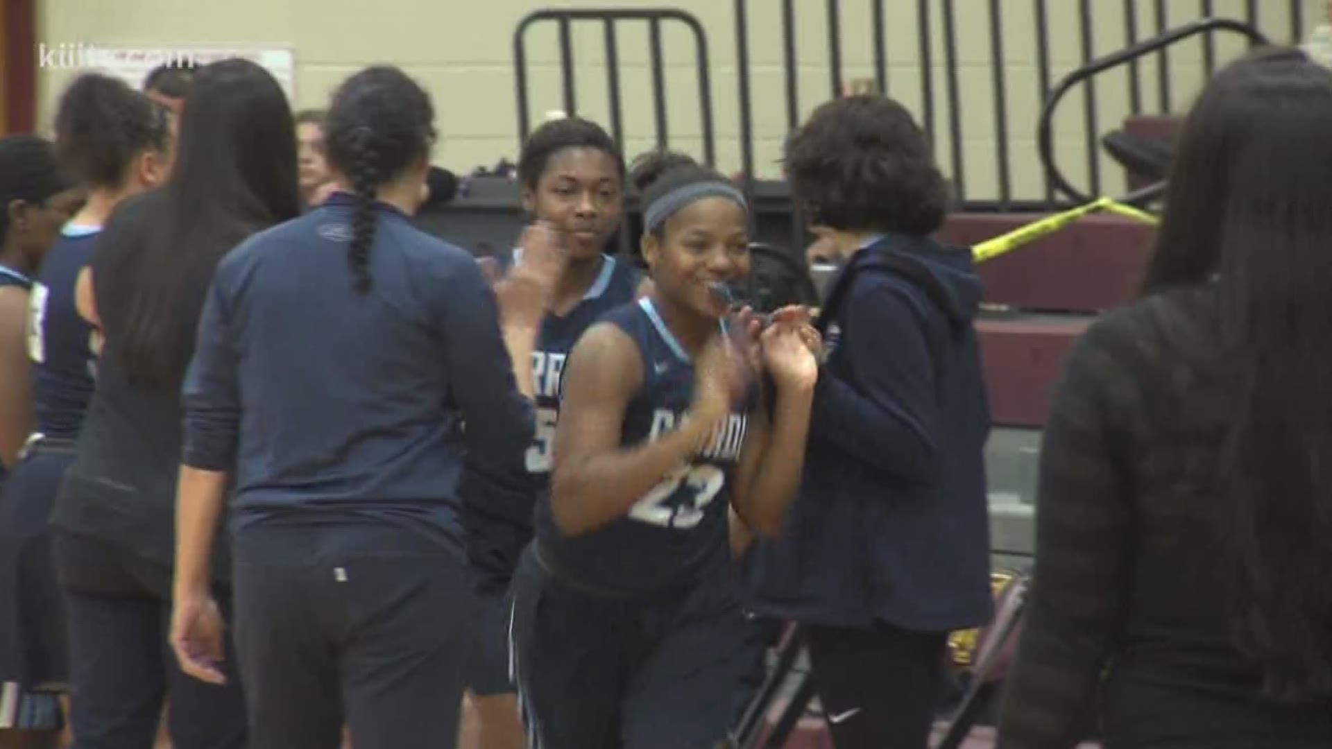 A pair of highlights from Monday night's Bi-District round of the girls basketball playoffs.