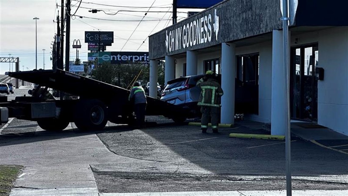 Car crashes into Oh My Goodness craft store after losing control