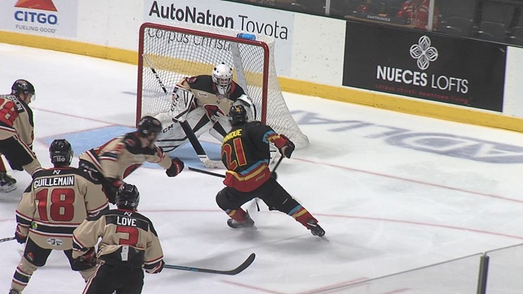 IceRays suffer first ever loss to New Mexico
