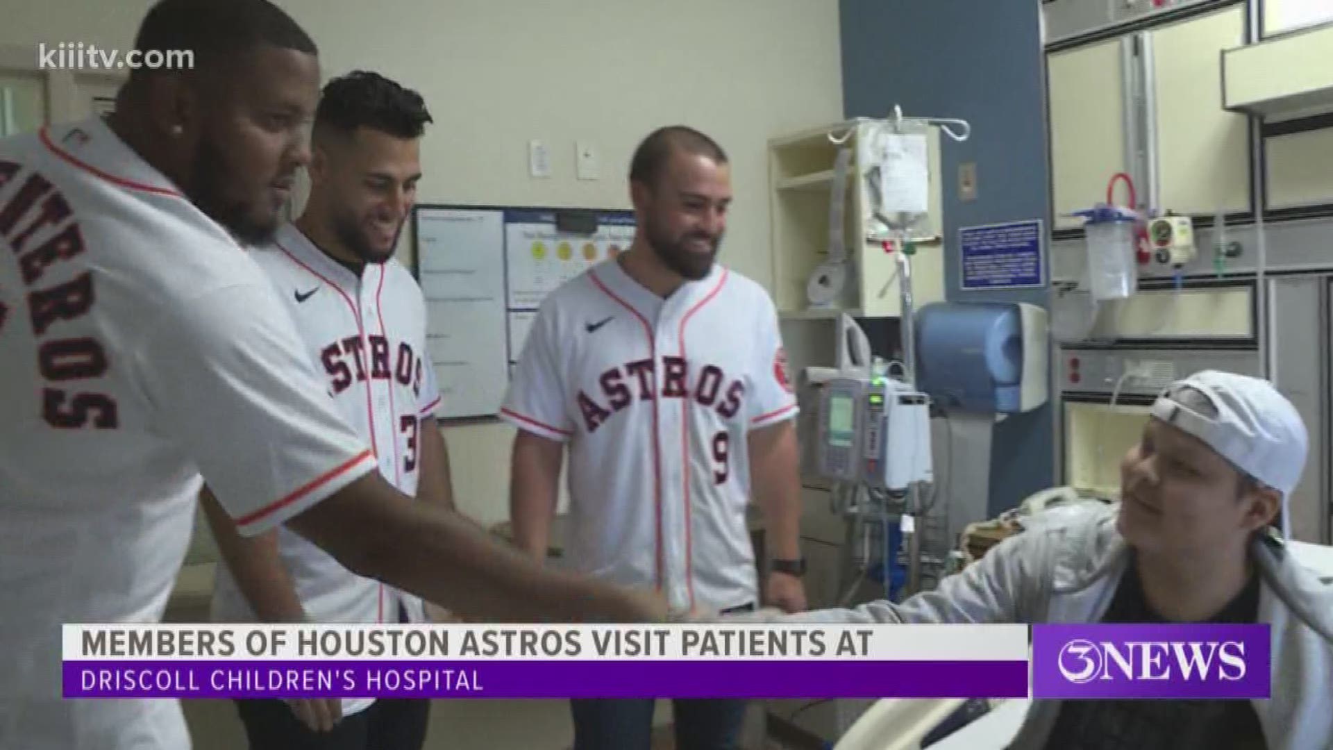 Astros Caravan visits Driscoll Children's Hospital