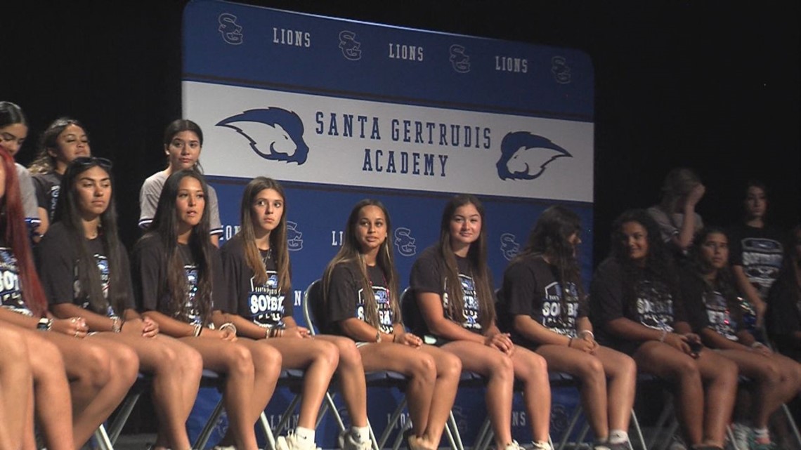 SGA softball heads off to state tournament