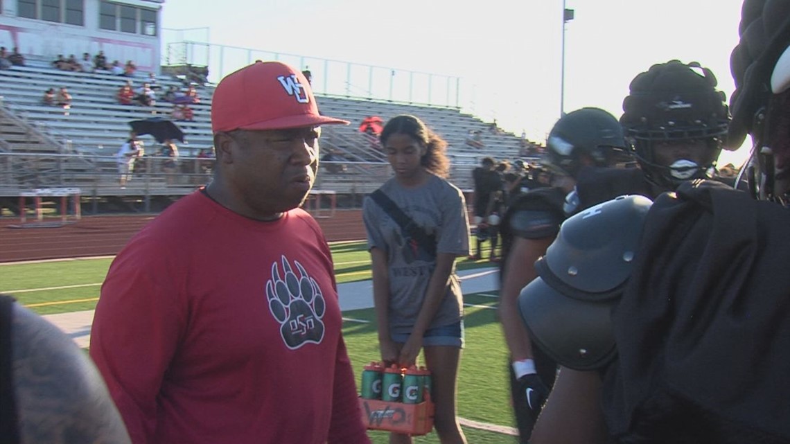 Blitz Preview West Oso Bears