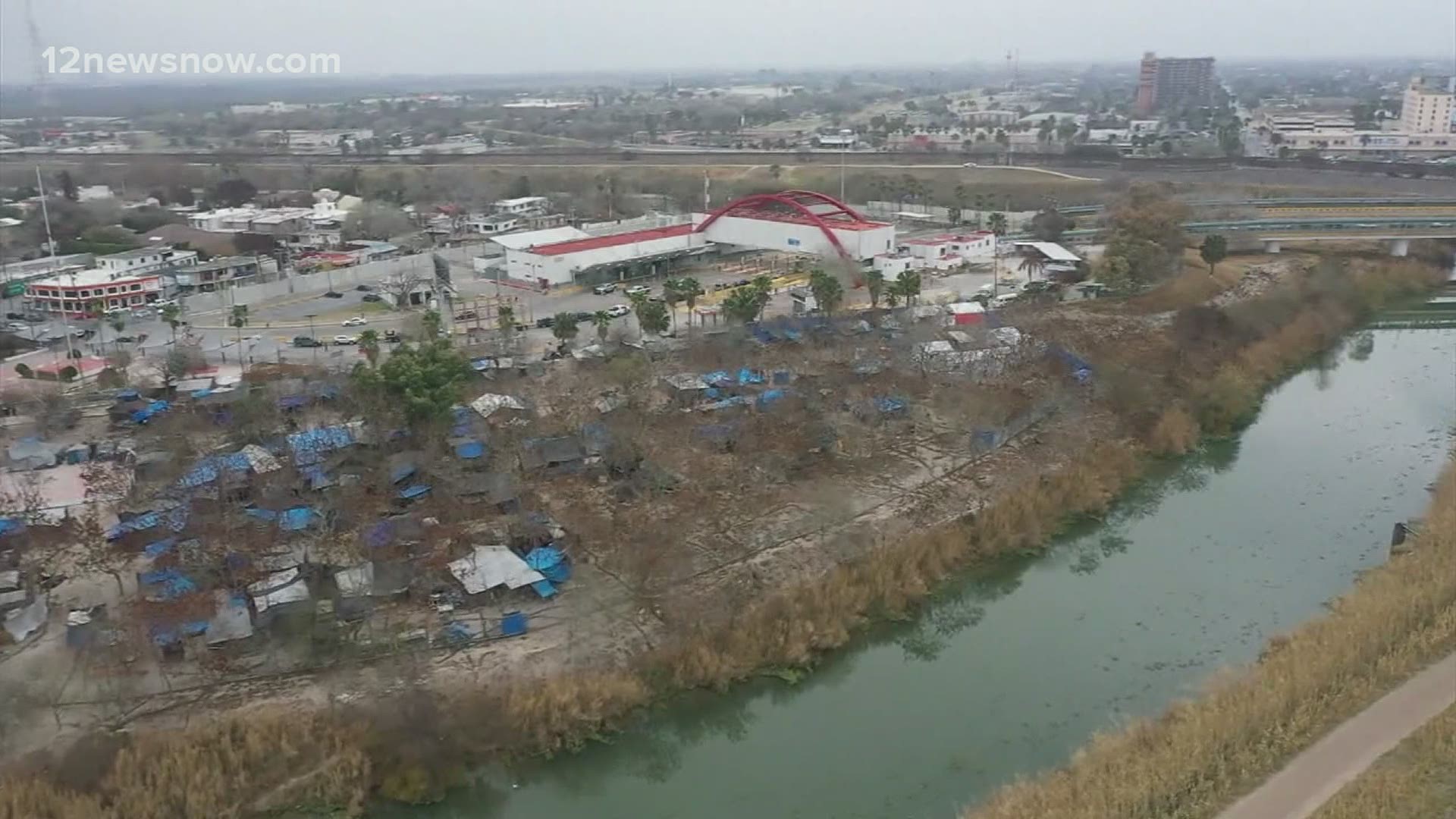 ABC News has learned nearly 3,5000 children have crossed the border without a guardian in the last two weeks.