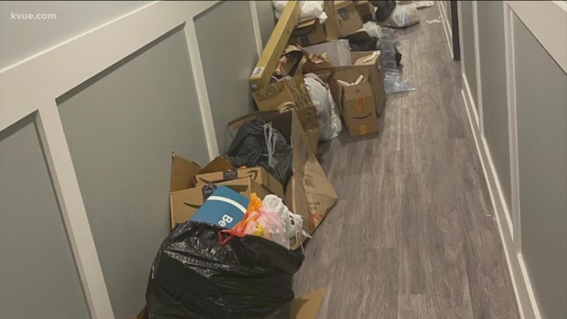A move-in nightmare has some UT students saying their apartment's unfinished building is putting their safety and security at risk.