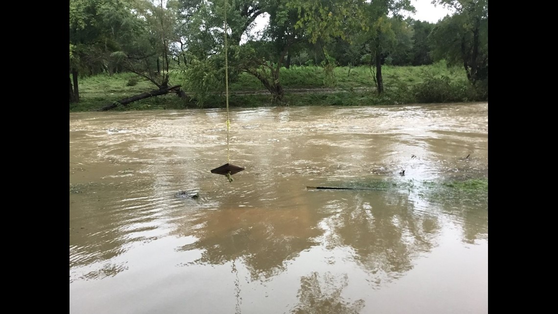 Several rescued after rain causes overnight flooding in Austin area ...