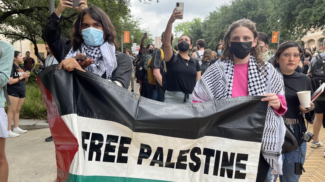 Arrests at UT students' pro-Palestine protest in Austin, Texas - Vimarsana News