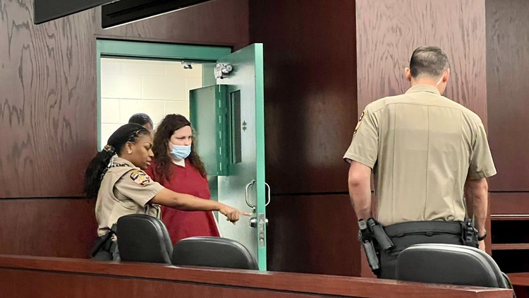 Woman accused of kidnapping, killing Austin mother in 2019 to take plea deal