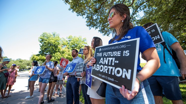 Abortion rights opponents hold rally at Texas Capitol Saturday