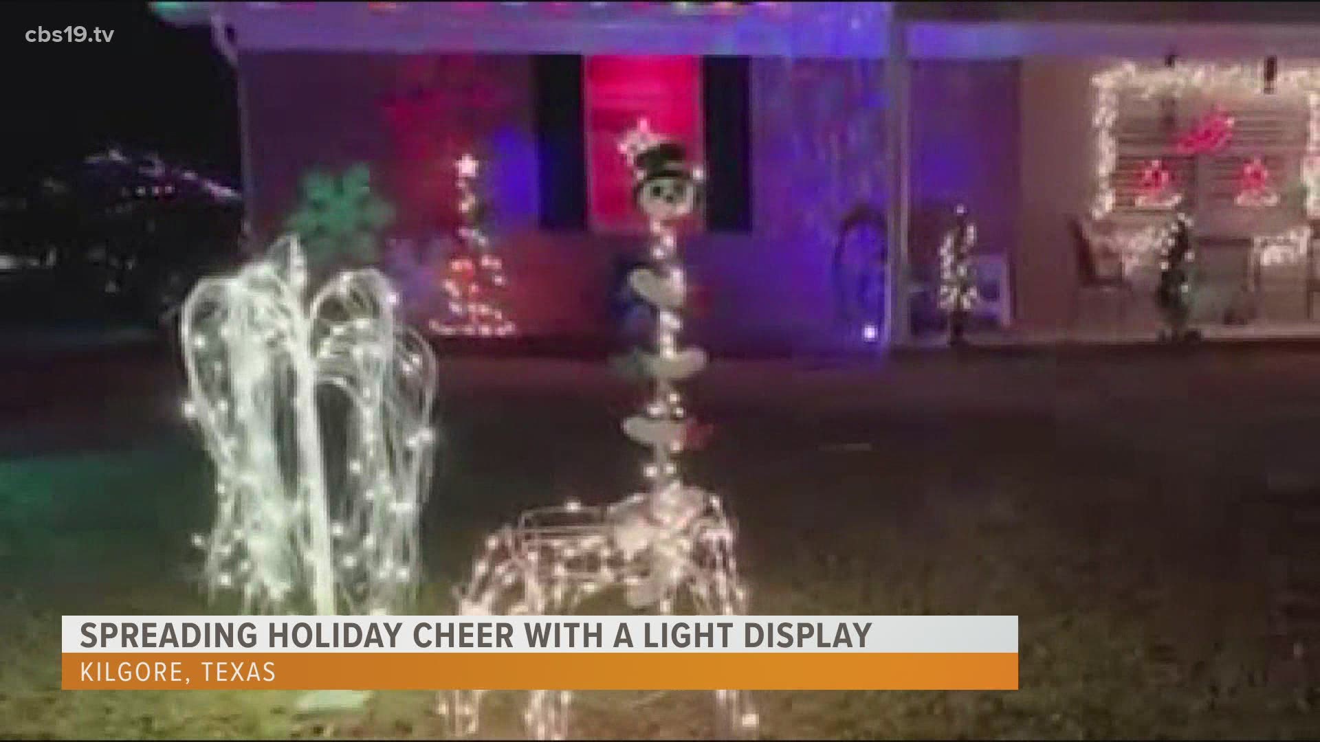 Kilgore resident spreading holiday cheer with a light display