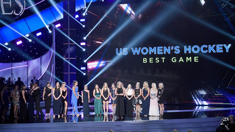 Danica Patrick 'crashes and burns' opening monologue at ESPY Awards Danica Patrick 'crashes and burns' opening monologue at ESPY Awards