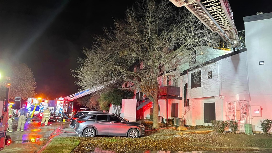 Fort Worth Fire Dept: One Dead, Dozens Displaced On Christmas Eve ...